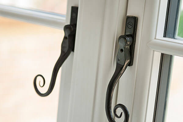 upvc-RESIDENCE-9-windows-600x400-DG-04
