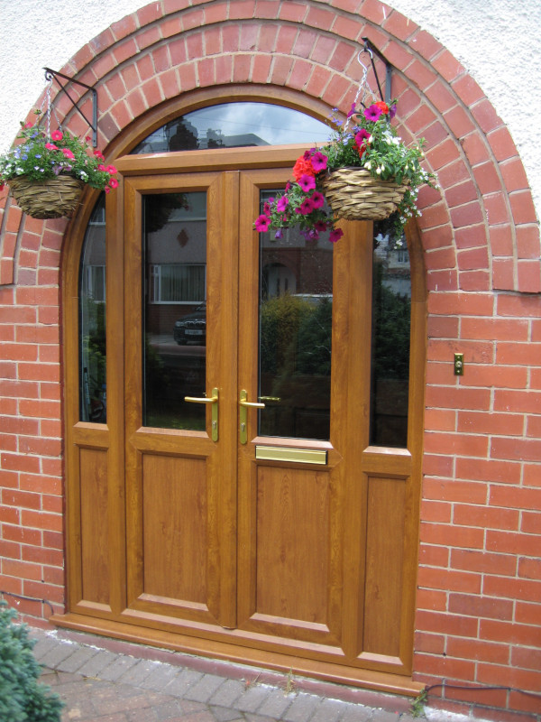 Oak-uPVC-French-doors