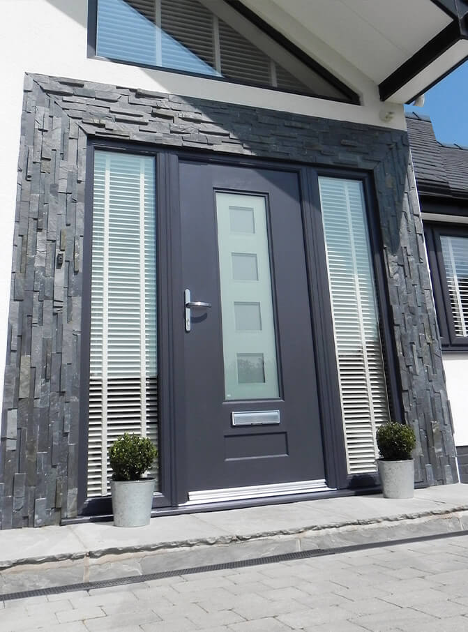 rockdoor anthracite grey composite entrance door