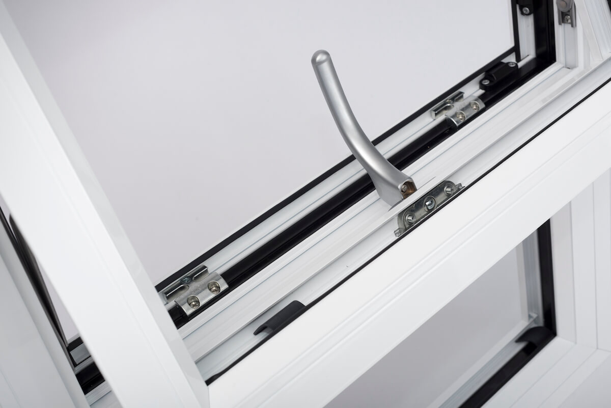 Aluminium window lock and handle