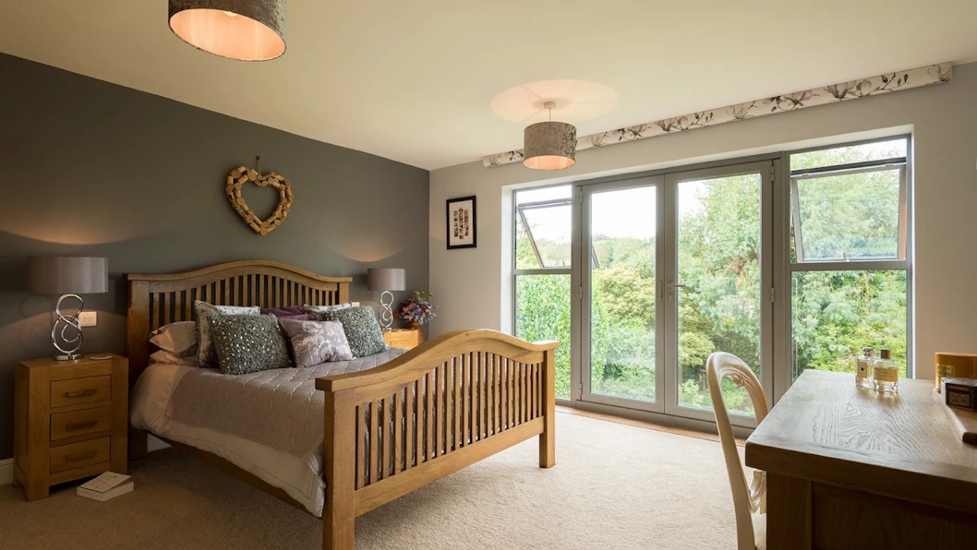 Energy-efficient triple glazing in manchester